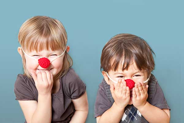 دماغ دلقک روی صورت بچه های بانمک