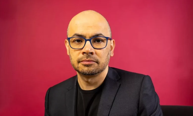 هوش مصنوعی ۱۰ برابر بزرگتر از انقلاب صنعتی خواهد بود_اسپایدر 1 demis hassabis talks about ai future 3.jpeg.webp