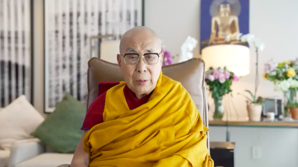 چهاردهمین دالایی لاما رهبر بوداییان تبتی