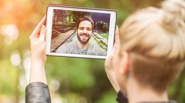 رابطه لانگ دیستنس چیست؛ رابطه لانگ دیستنس خوب است یا بد؟_اسپایدر 1 لانگ دیستنس - نمونه رابطه لانگ دیستنس موفق