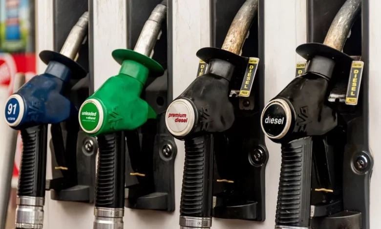 تویوتا میگوید موتورهای دیزلی تا یک دهه دیگر کنار گذاشته میشوند_اسپایدر 1 2024 05 fuel bowser.jpg.webp