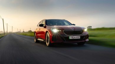 اراعه بی ام و i5 مدل ۲۰۲۶ اغاز شد؛ ظاهری دلنشینتر با برد بیشتر_اسپایدر 4 BMW i5 M60 Touring UK Spec 19